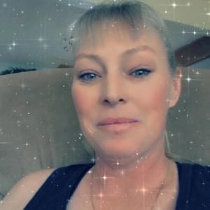 Meet your Posher, Vicki